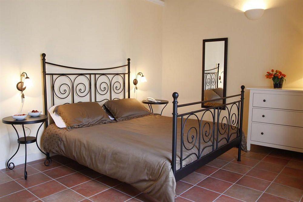 Bed & Breakfast Antica Dimora Caruso 3*